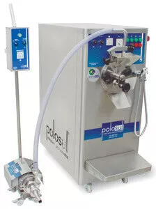 Produtora horizontal com bomba de transferência